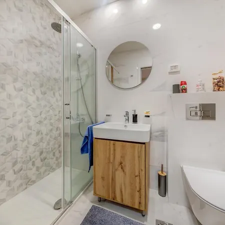 Consulate * Podgorica